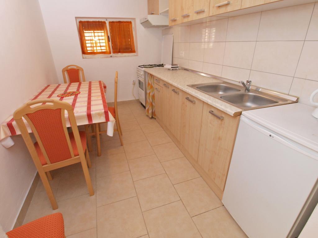 Apartment Ivanka 1056 *