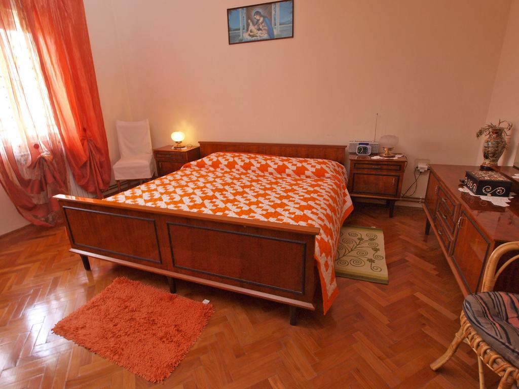Ivanka 1056 * Pula