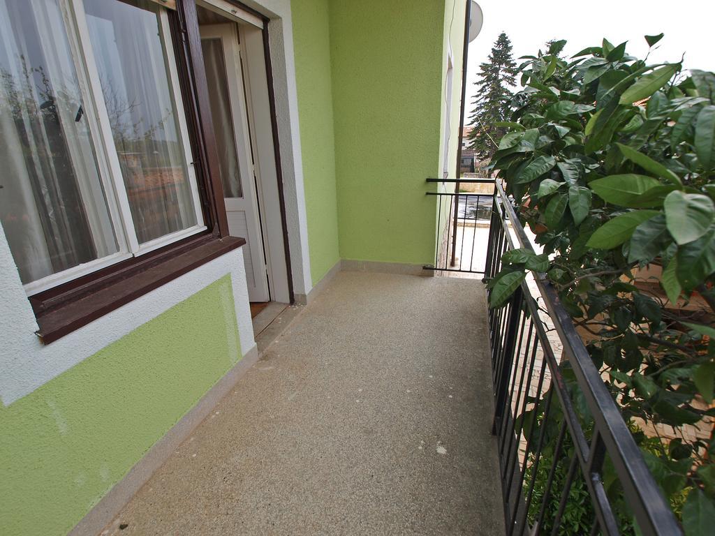 Ivanka 1056 Apartment