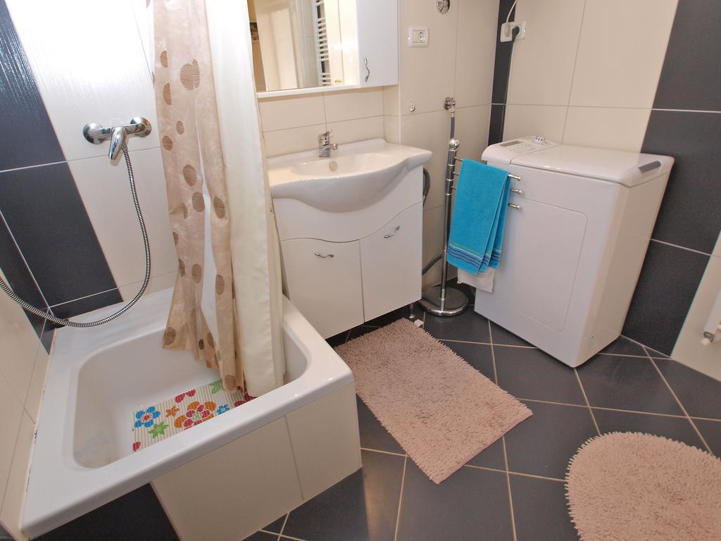 Apartment Ivanka 1056 Pula