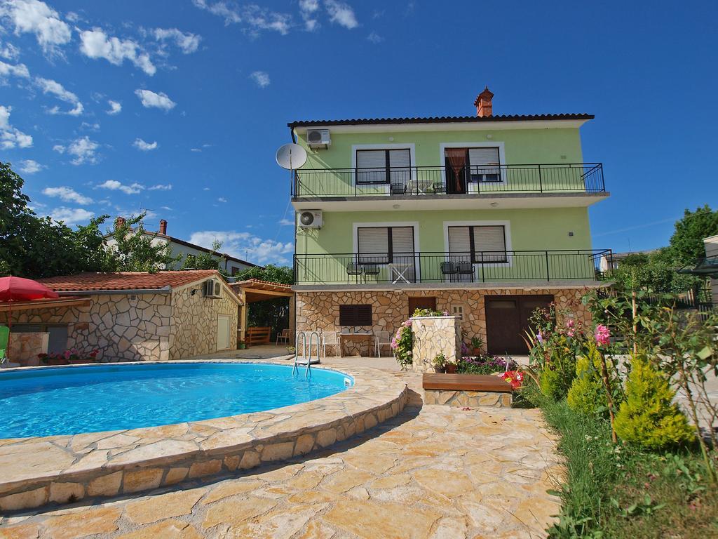 Apartment Ivanka 1056 Pula